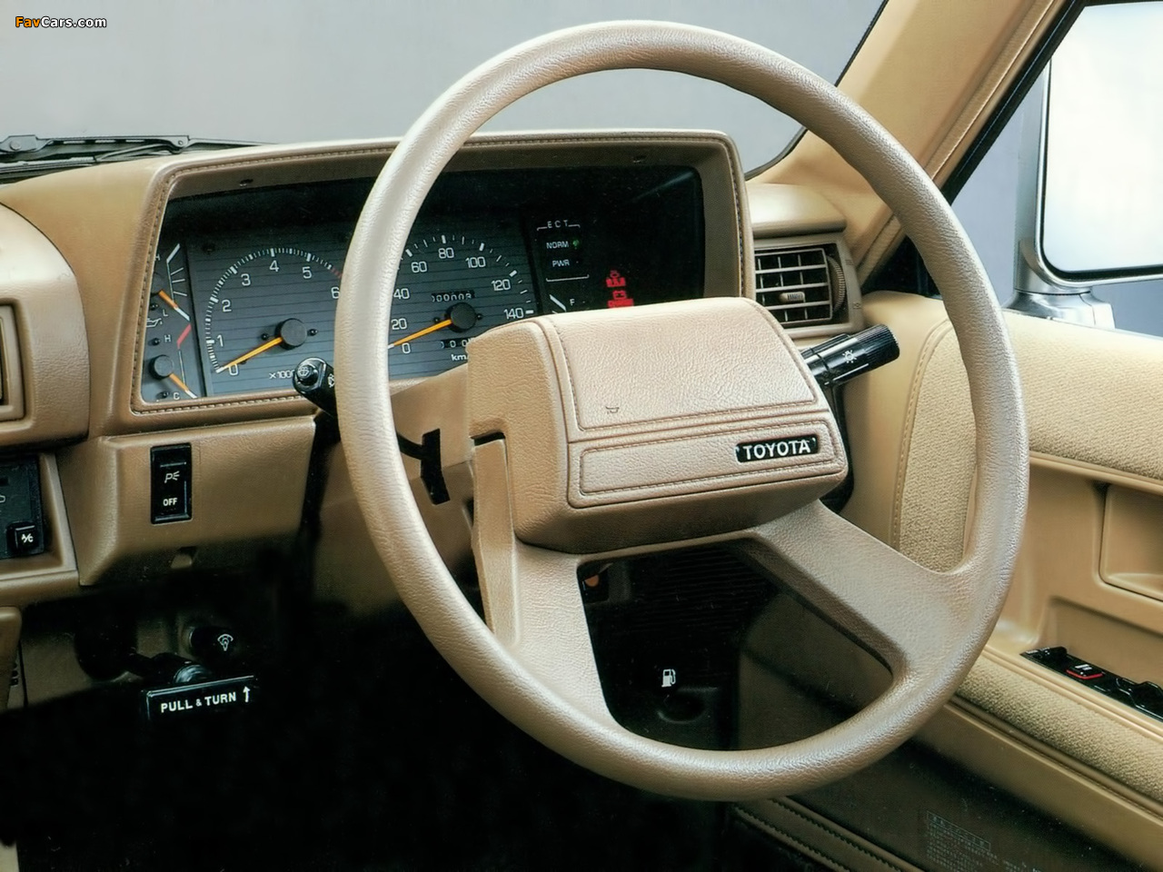 Pictures of Toyota Hilux Surf 1984–86 (1280 x 960)