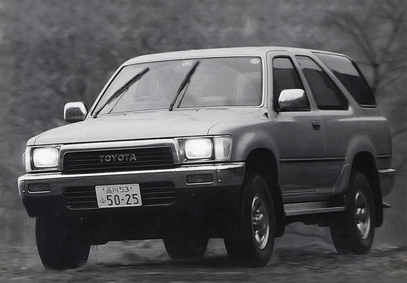 Toyota Hilux Surf 3-door 1989–92 wallpapers