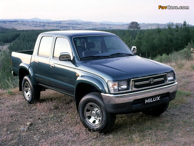 Images of Toyota Hilux Double Cab 1997–2001 (640 x 480)