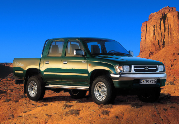 Images of Toyota Hilux Double Cab 1997–2001
