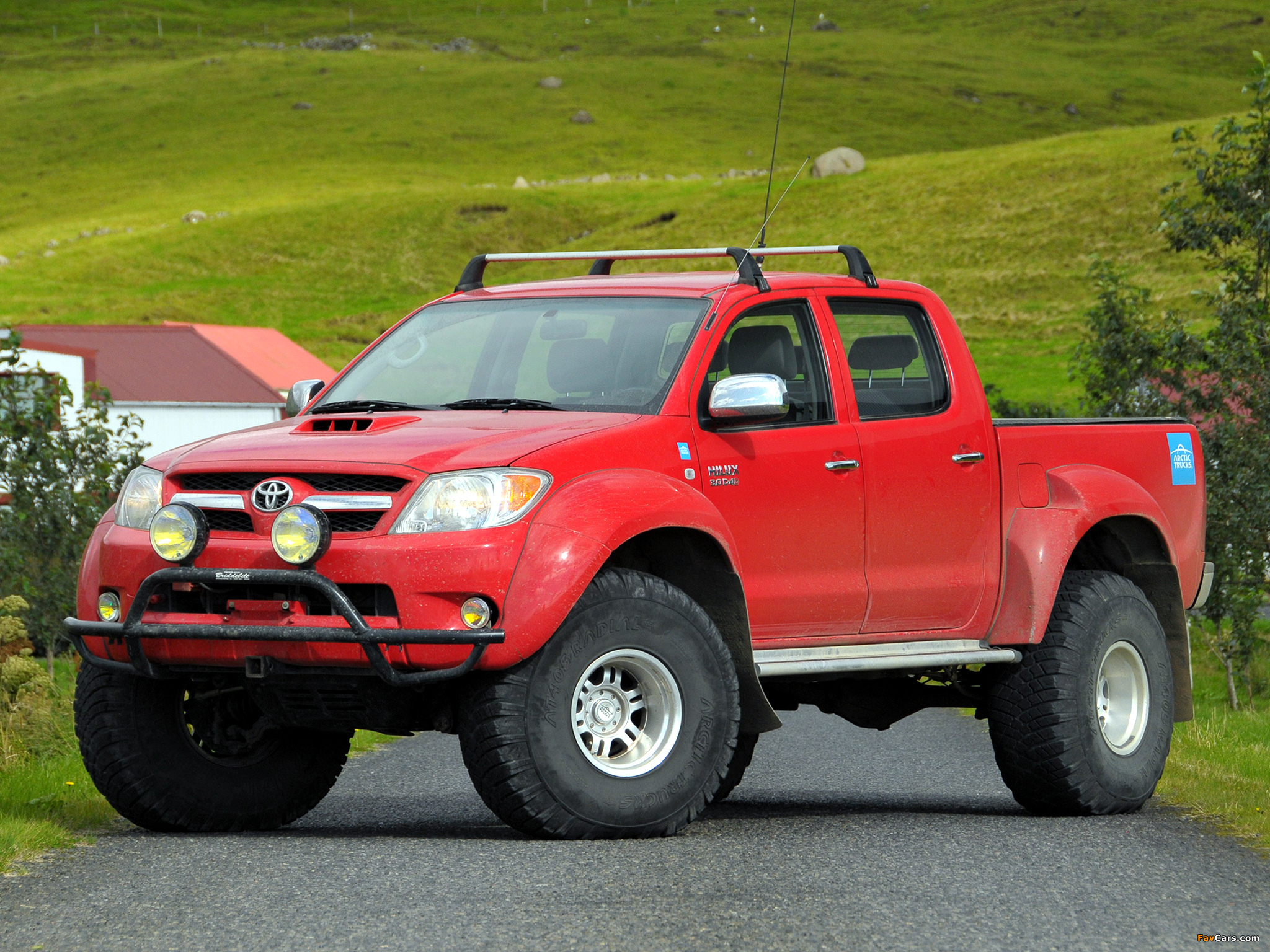 Images of Arctic Trucks Toyota Hilux Invincible AT38 2007 (2048 x 1536)