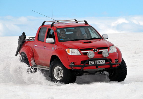 Images of Arctic Trucks Toyota Hilux Invincible AT38 2007