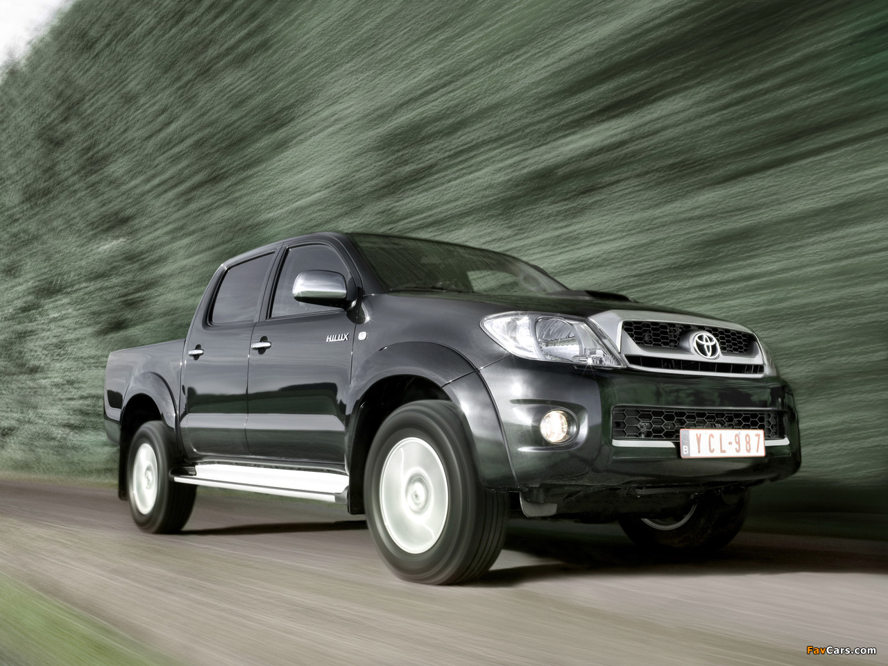 Images of Toyota Hilux Double Cab 2008–11 (1280 x 960)