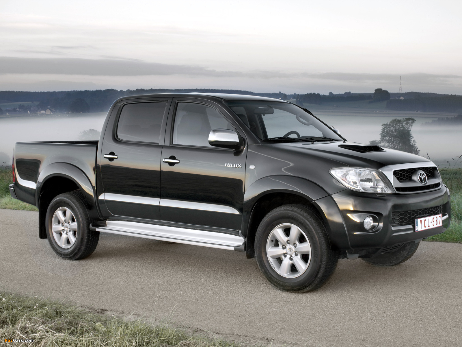 Images of Toyota Hilux Double Cab 2008–11 (1600 x 1200)