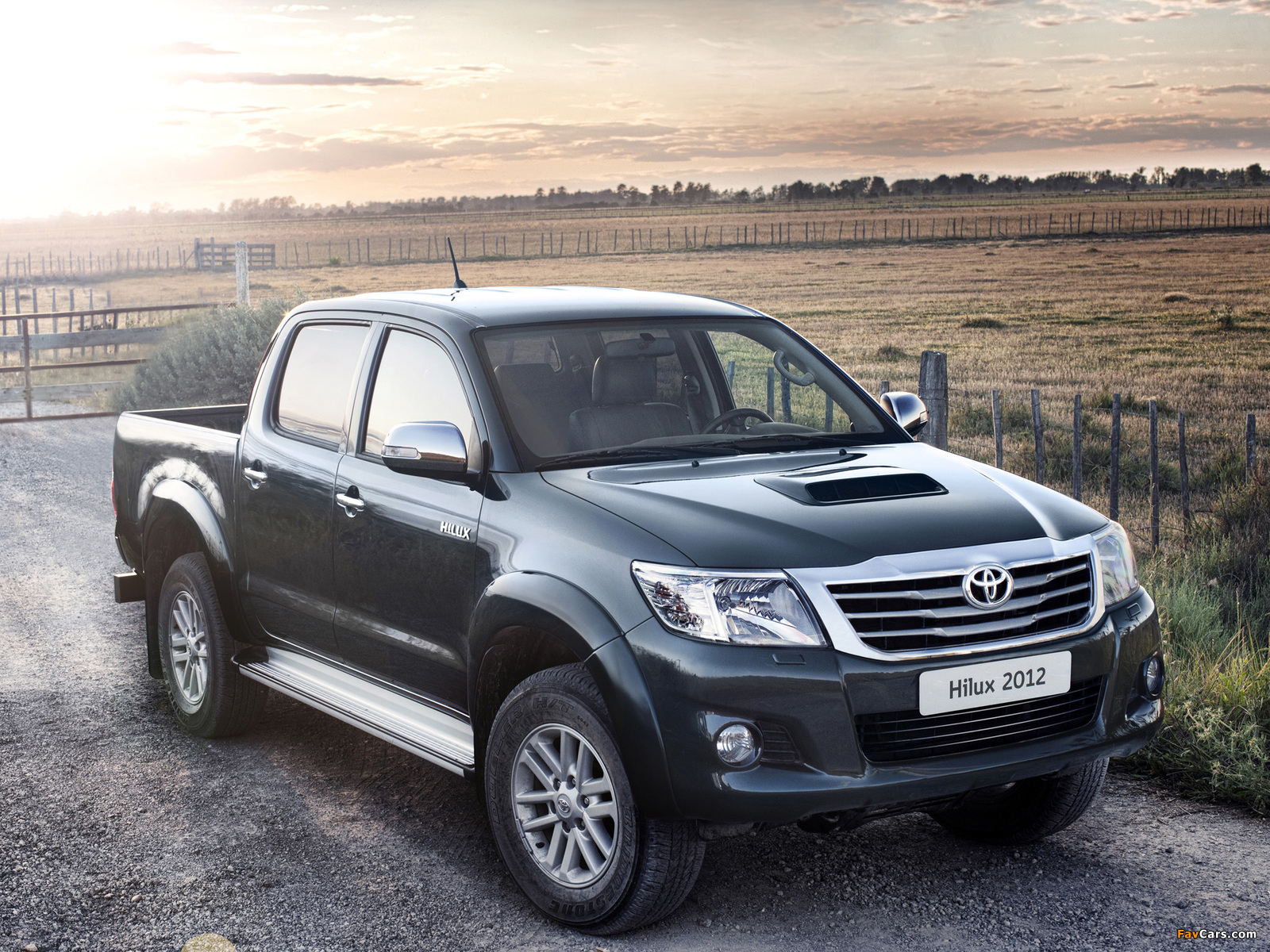 Images of Toyota Hilux Double Cab 2011 (1600 x 1200)