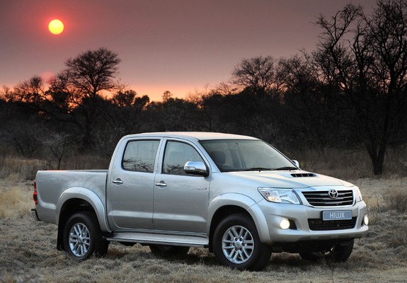 Images of Toyota Hilux Double Cab ZA-spec 2011