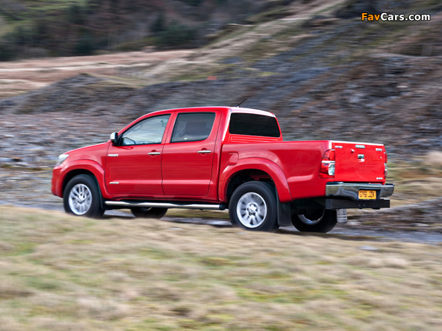 Images of Toyota Hilux Double Cab UK-spec 2011 (640 x 480)