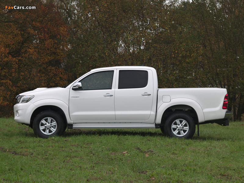 Images of Toyota Hilux Double Cab UK-spec 2011 (800 x 600)