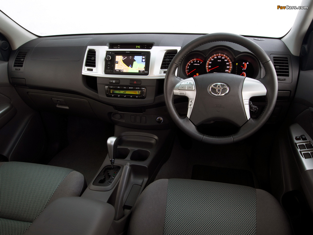 Images of Toyota Hilux SR5 Double Cab 4x2 AU-spec 2011 (1024 x 768)
