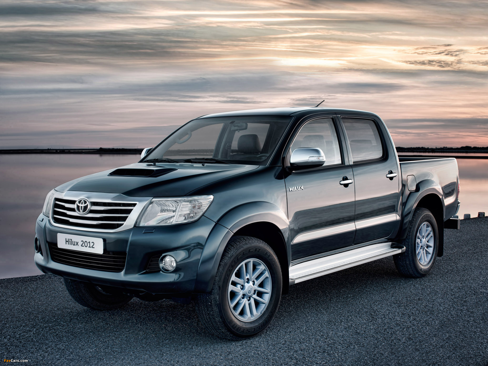 Images of Toyota Hilux Double Cab 2011 (2048 x 1536)