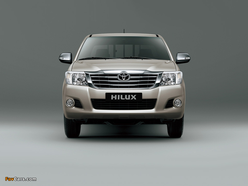 Images of Toyota Hilux Double Cab 4x2 2011 (800 x 600)