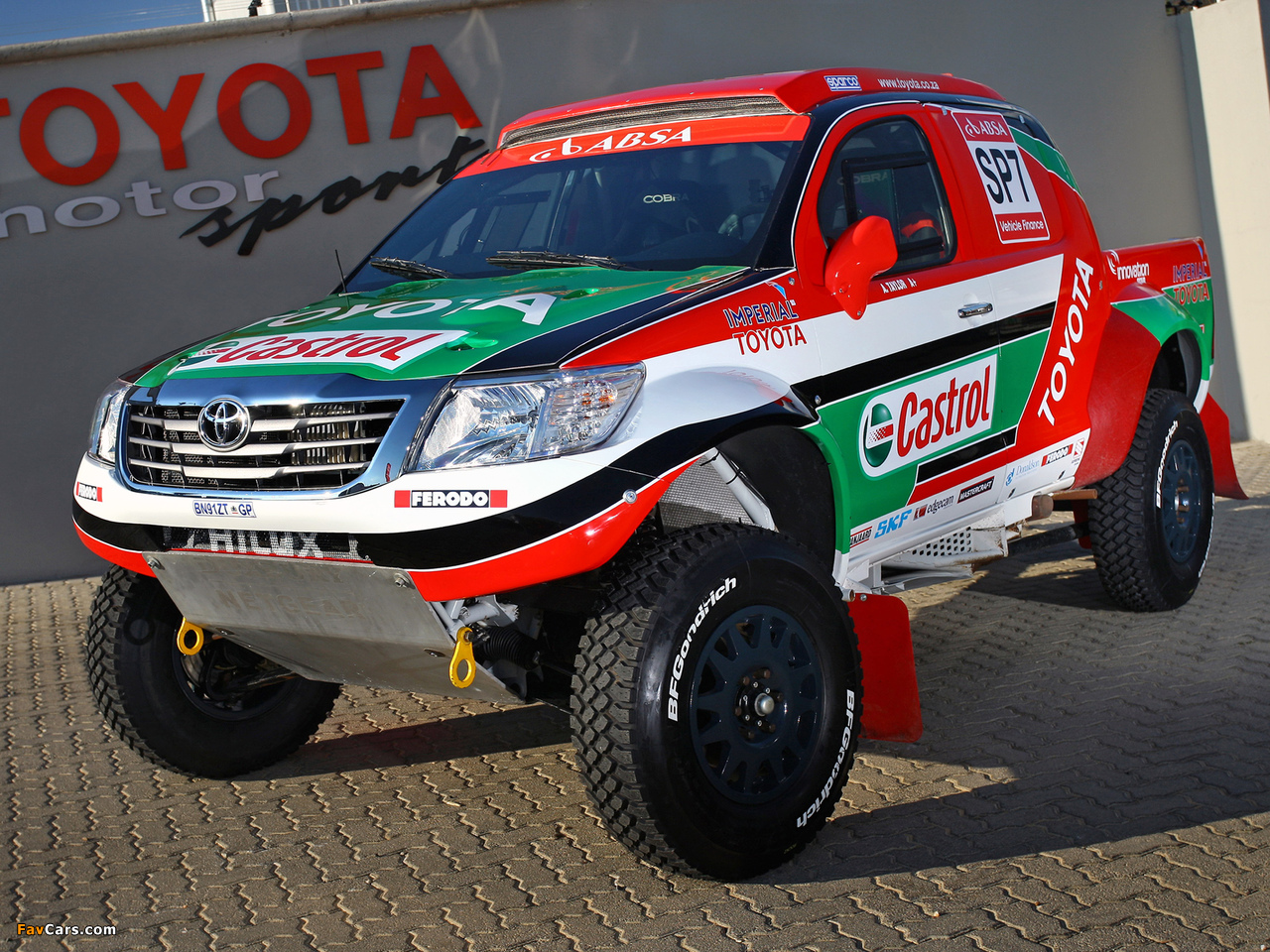 Images of Toyota Hilux Rally Car 2012 (1280 x 960)