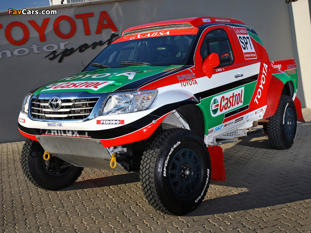 Images of Toyota Hilux Rally Car 2012 (640 x 480)