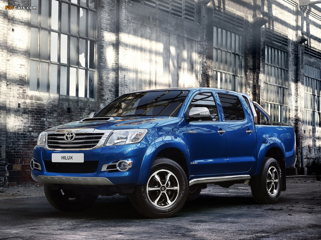 Images of Toyota Hilux Invincible Double Cab 2013 (1024 x 768)