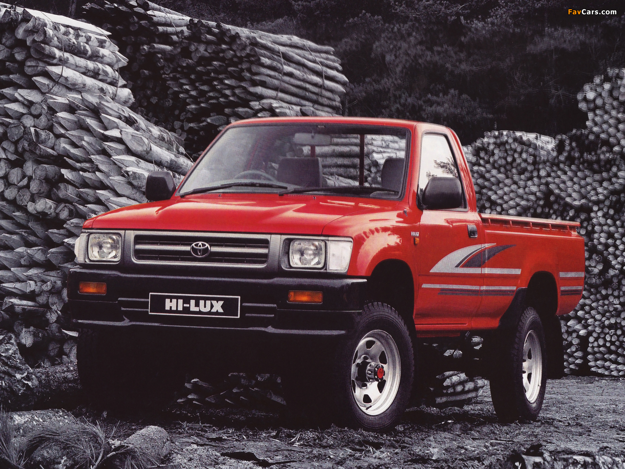 Photos of Toyota Hilux Single Cab 4WD UK-spec 1988–98 (1280 x 960)