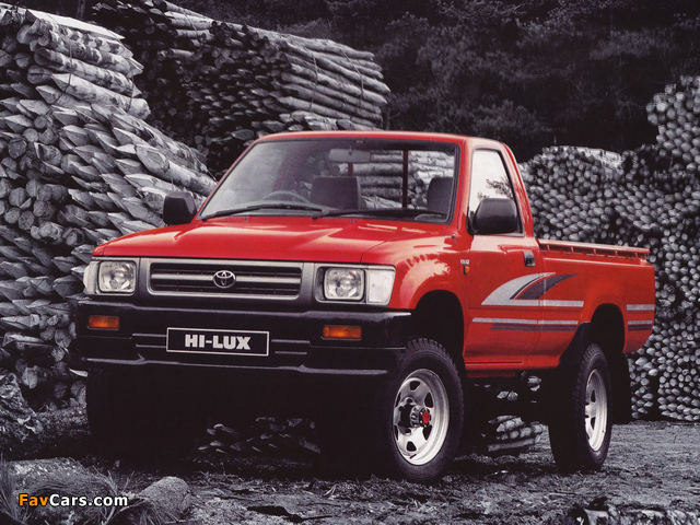 Photos of Toyota Hilux Single Cab 4WD UK-spec 1988–98 (640 x 480)