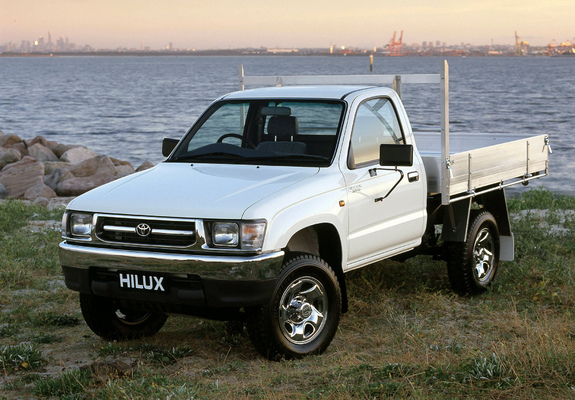 Photos of Toyota Hilux Single Cab Chassis AU-spec 1997–2001