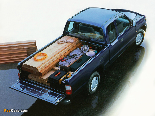 Photos of Toyota Hilux Xtra Cab 1997–2001 (640 x 480)