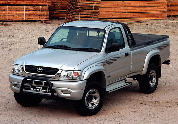 Photos of Toyota Hilux 3.0 KZ-TE Raider Single Cab ZA-spec 2001–05