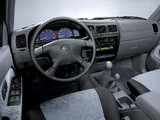 Photos of Toyota Hilux Double Cab 2001–05