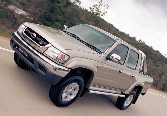 Photos of Toyota Hilux Double Cab AU-spec 2001–05