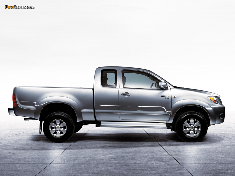 Photos of Toyota Hilux Extended Cab 2005–08 (800 x 600)