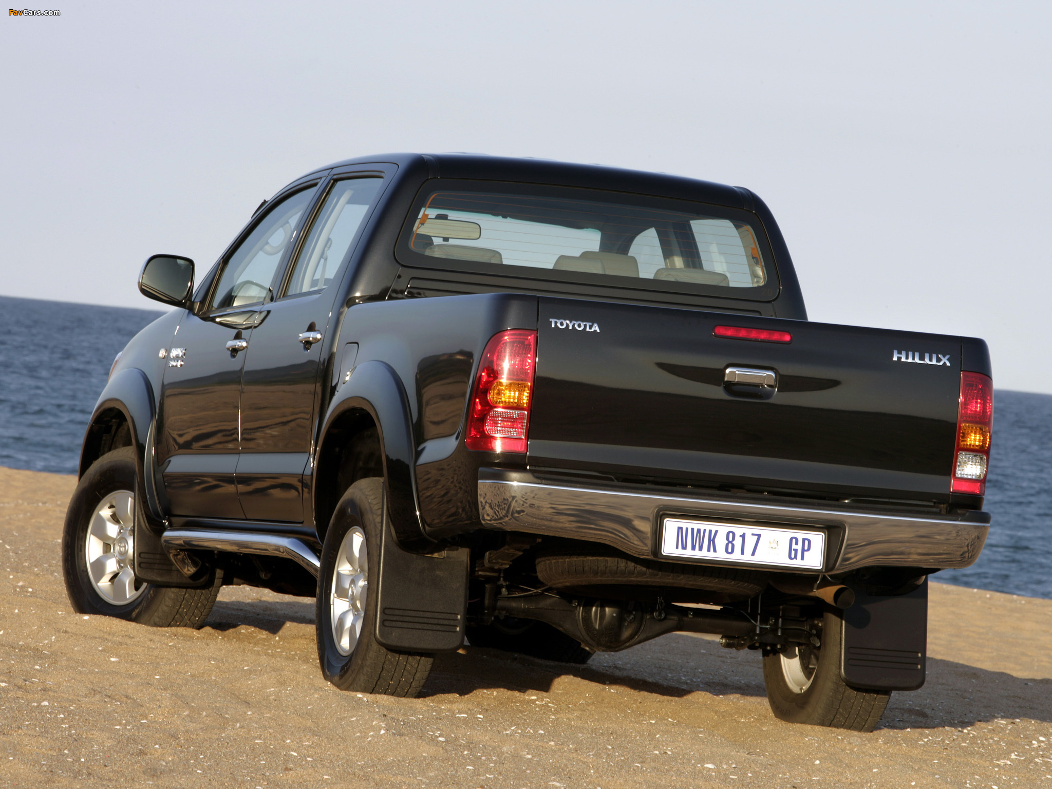 Photos of Toyota Hilux Double Cab 2005–08 (2048 x 1536)
