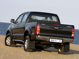 Photos of Toyota Hilux Double Cab 2005–08