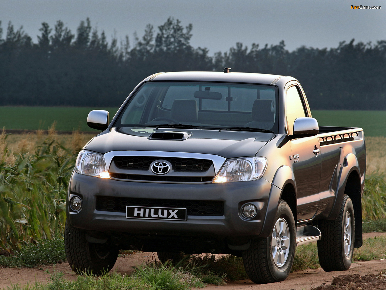 Photos of Toyota Hilux Single Cab ZA-spec 2008–11 (1280 x 960)