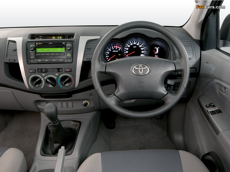 Photos of Toyota Hilux Xtra Cab ZA-spec 2008–11 (800 x 600)