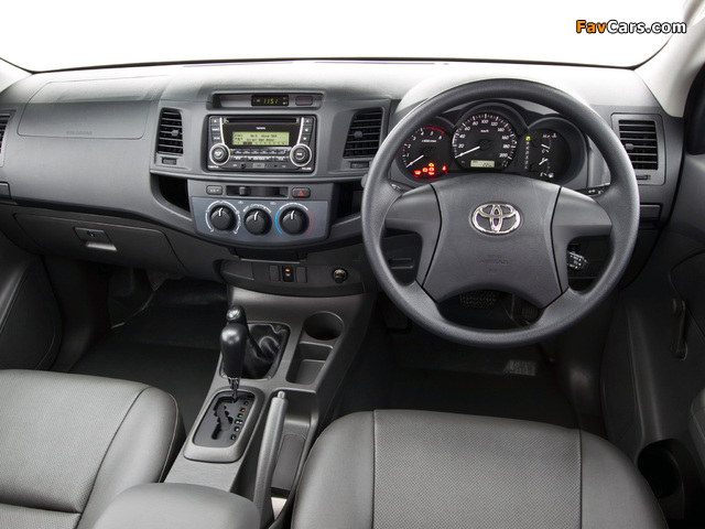 Photos of Toyota Hilux WorkMate Double Cab 4x4 AU-spec 2011 (640 x 480)