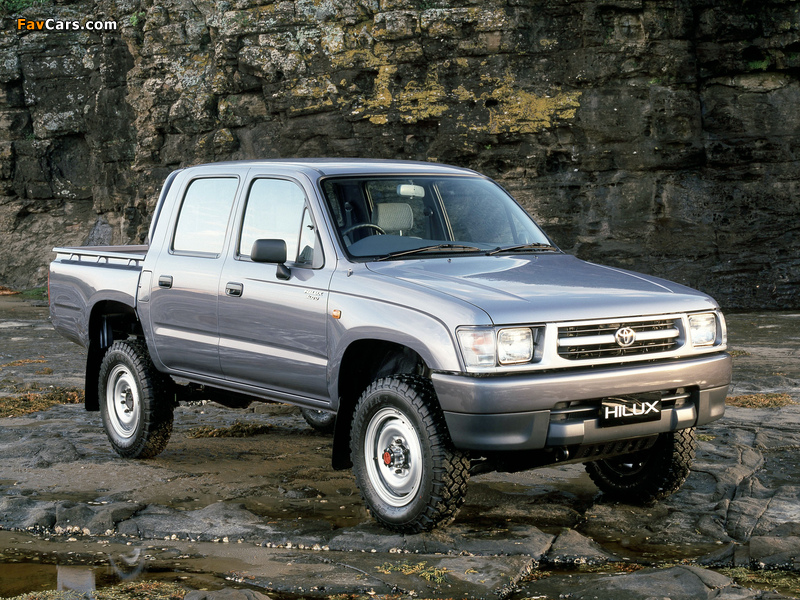 Pictures of Toyota Hilux Double Cab AU-spec 1997–2001 (800 x 600)