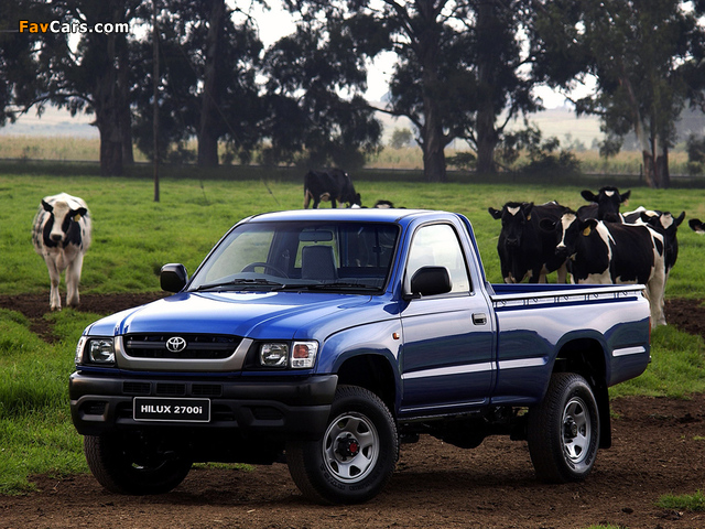 Pictures of Toyota Hilux 2700i Single Cab ZA-spec 2001–05 (640 x 480)