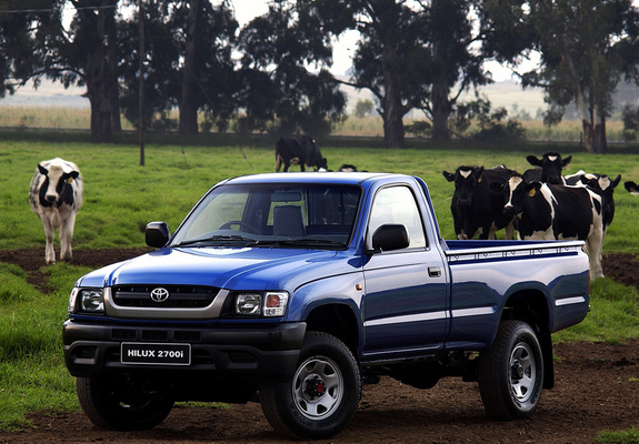Pictures of Toyota Hilux 2700i Single Cab ZA-spec 2001–05