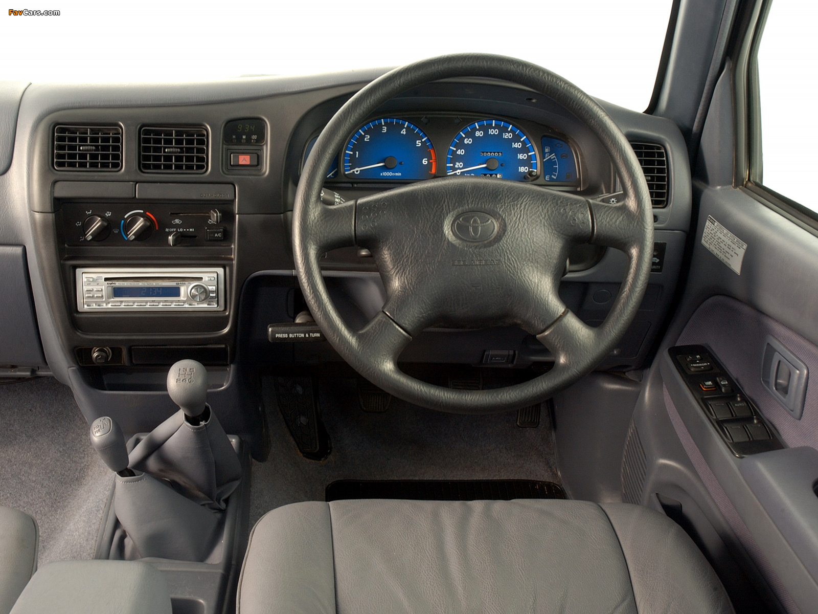 Pictures of Toyota Hilux 2700i Legend 35 Double Cab 2004 (1600 x 1200)