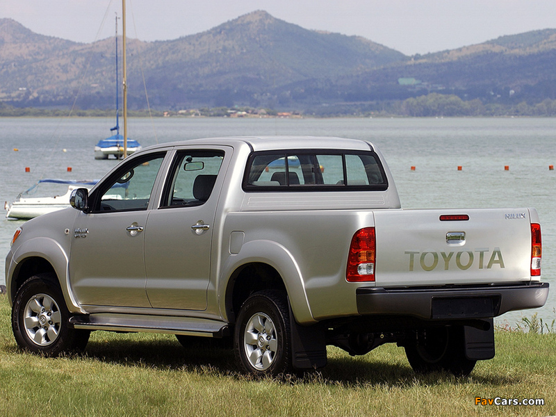 Pictures of Toyota Hilux Double Cab ZA-spec 2005–08 (800 x 600)