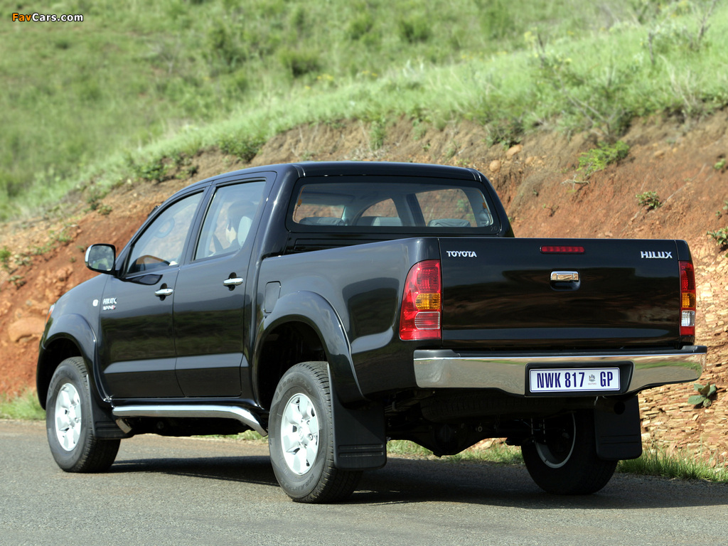 Pictures of Toyota Hilux Double Cab 2005–08 (1024 x 768)