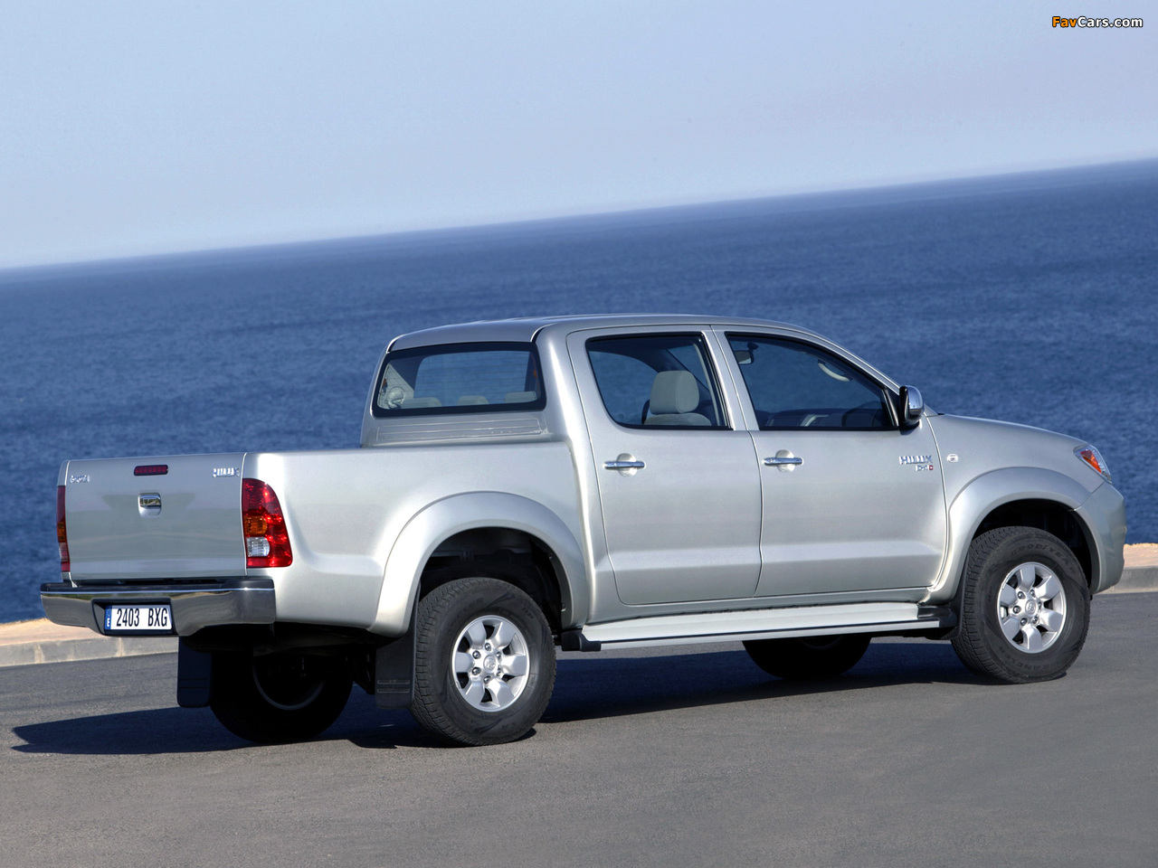 Pictures of Toyota Hilux Double Cab 2005–08 (1280 x 960)