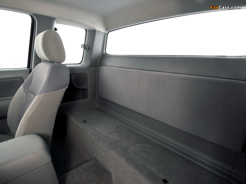 Pictures of Toyota Hilux Xtra Cab ZA-spec 2008–11 (800 x 600)