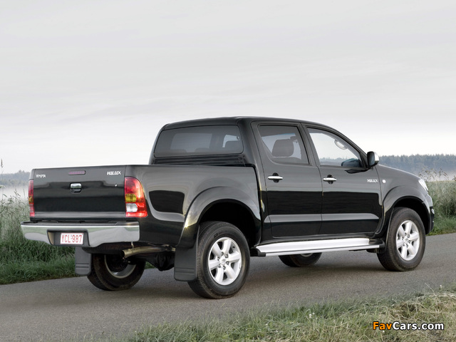 Pictures of Toyota Hilux Double Cab 2008–11 (640 x 480)