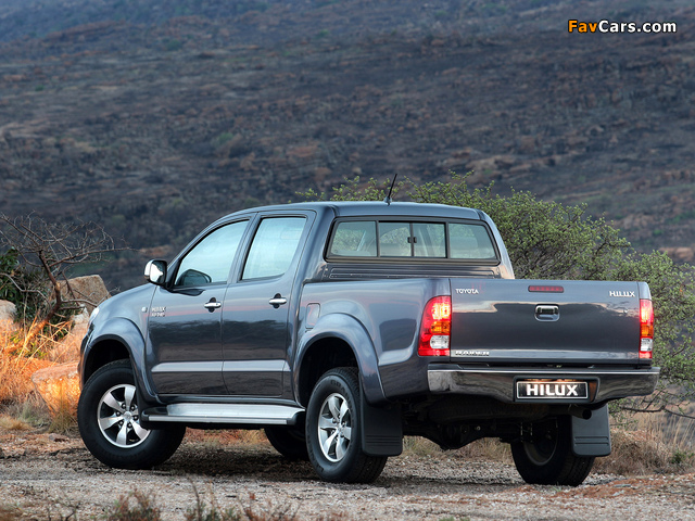 Pictures of Toyota Hilux Double Cab ZA-spec 2008–11 (640 x 480)