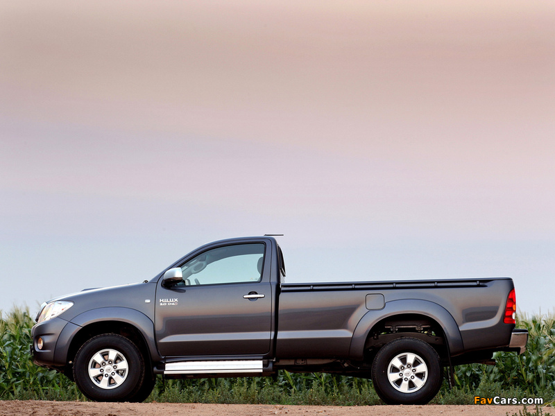 Pictures of Toyota Hilux Single Cab ZA-spec 2008–11 (800 x 600)