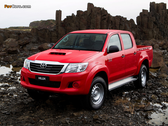 Pictures of Toyota Hilux SR Double Cab 4x4 AU-spec 2011 (640 x 480)