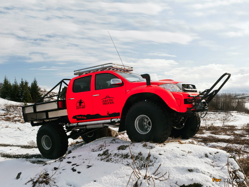 Pictures of Arctic Trucks Toyota Hilux AT44 South Pole Expedition 2011 (800 x 600)