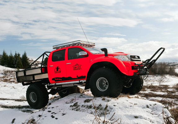 Pictures of Arctic Trucks Toyota Hilux AT44 South Pole Expedition 2011