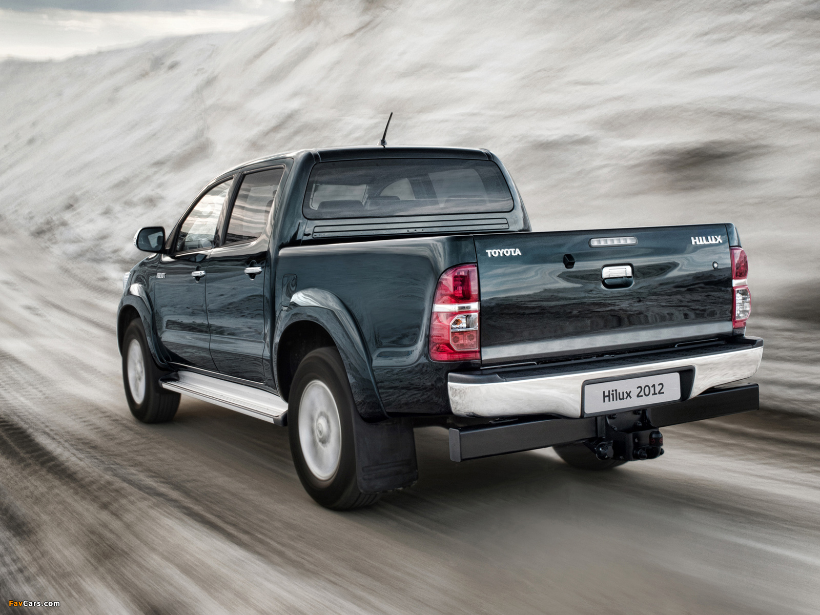 Pictures of Toyota Hilux Double Cab 2011 (1600 x 1200)