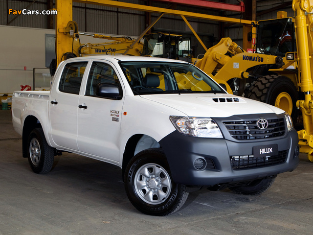 Pictures of Toyota Hilux WorkMate Double Cab 4x4 AU-spec 2011 (640 x 480)