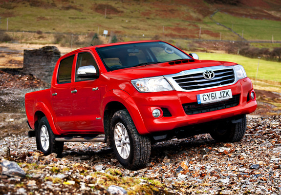 Pictures of Toyota Hilux Double Cab UK-spec 2011