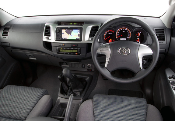 Pictures of Toyota Hilux SR5 Double Cab 4x4 AU-spec 2011