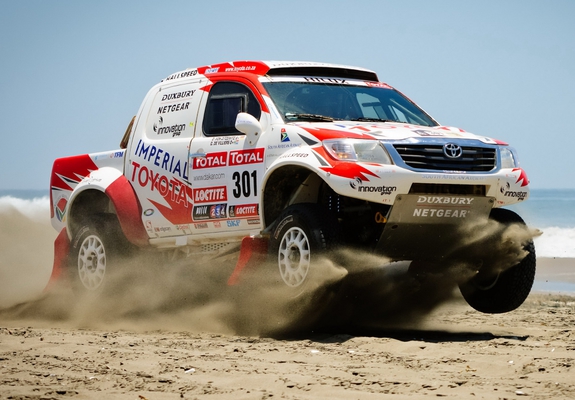 Pictures of Toyota Hilux Rally Car 2012
